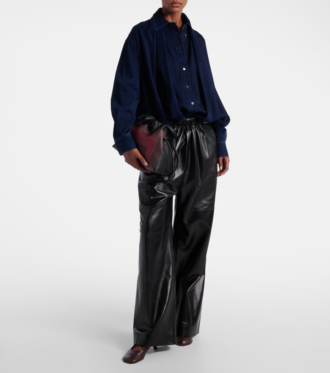 Flamenco Medium leather clutch  | Loewe