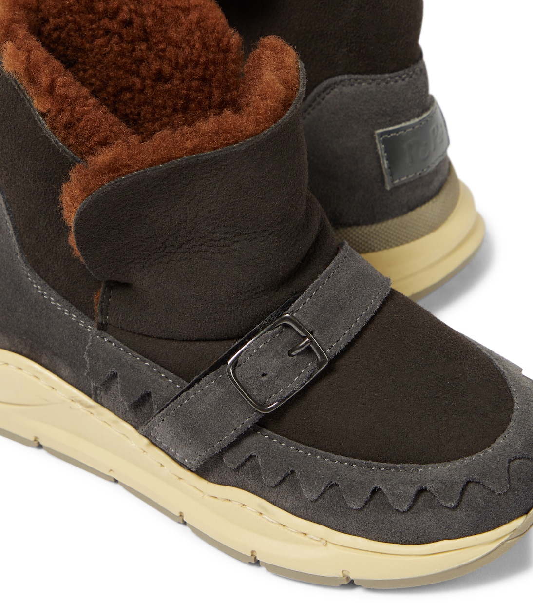 Shearling-lined suede boots | PèPè
