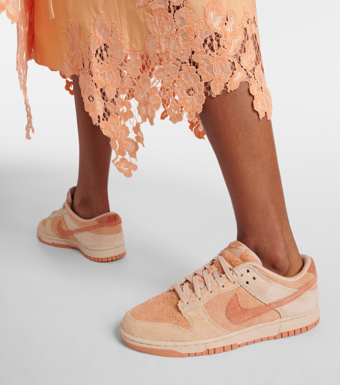 Sneakers Dunk Low aus Veloursleder | Nike