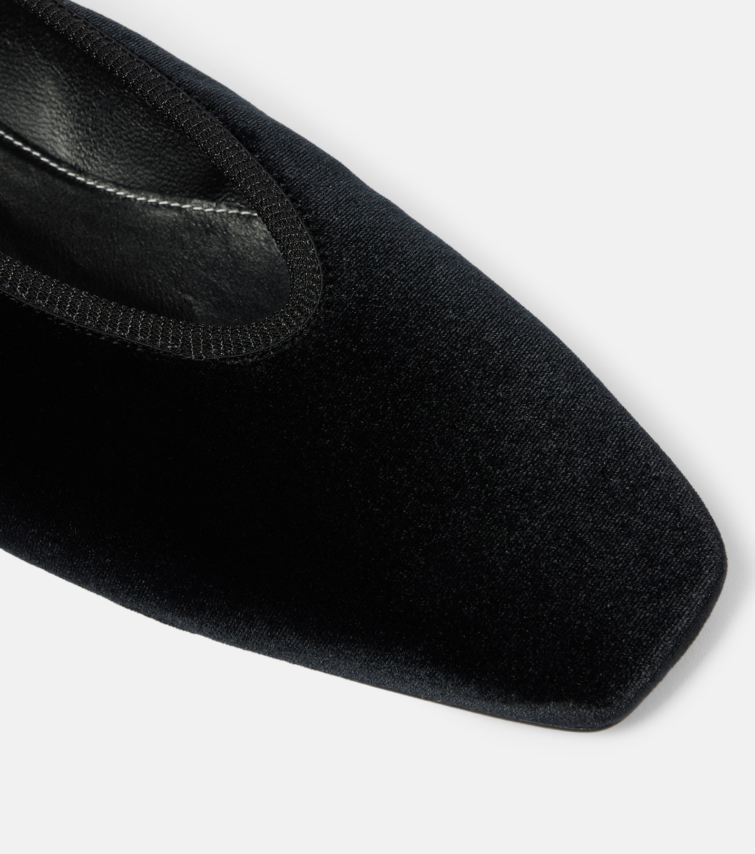 Ballerines Minimalist en velours | Toteme