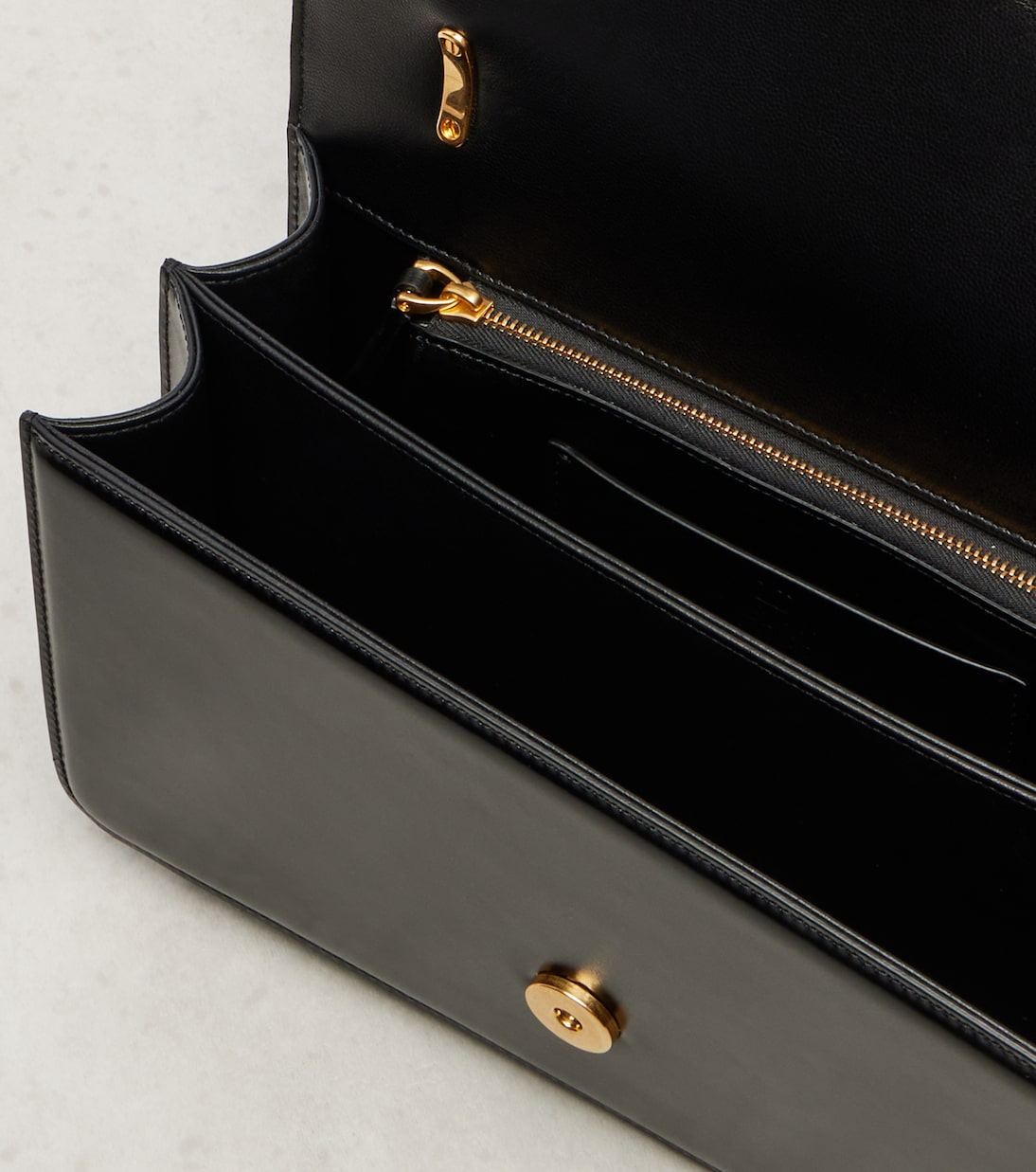 Schultertasche Vain Small VLogo aus Leder | Valentino Garavani