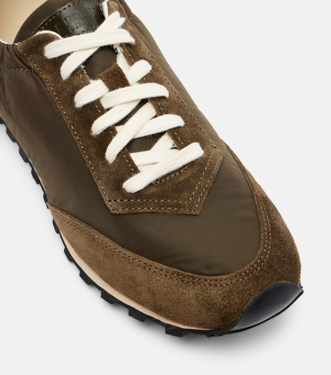 Sneakers Slim Runner mit Veloursleder | Le Monde Béryl