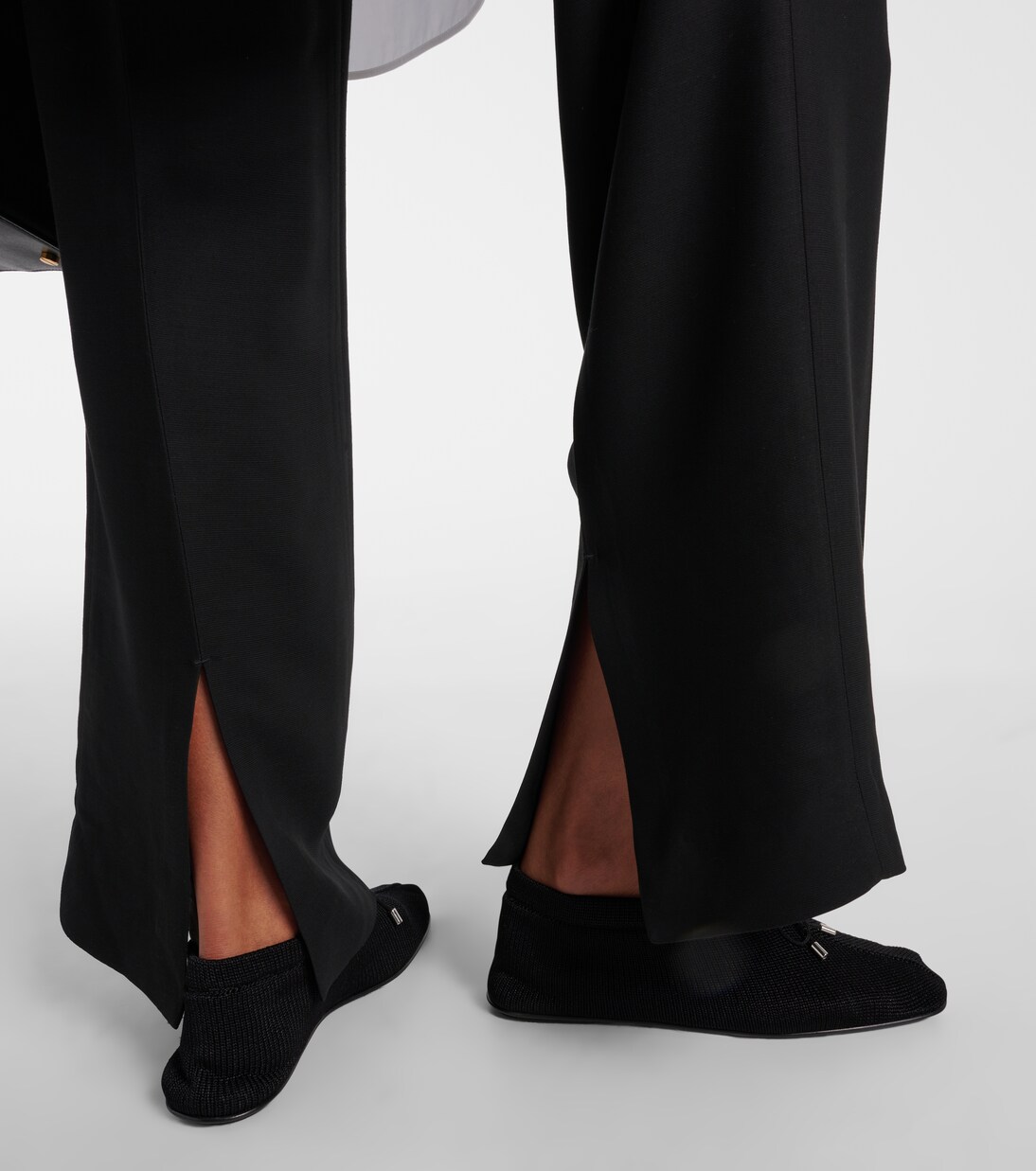 Ballerinas aus Strick | Toteme