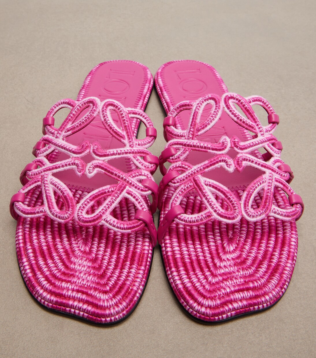 Paula's Ibiza Petal Anagram canvas slides | Loewe