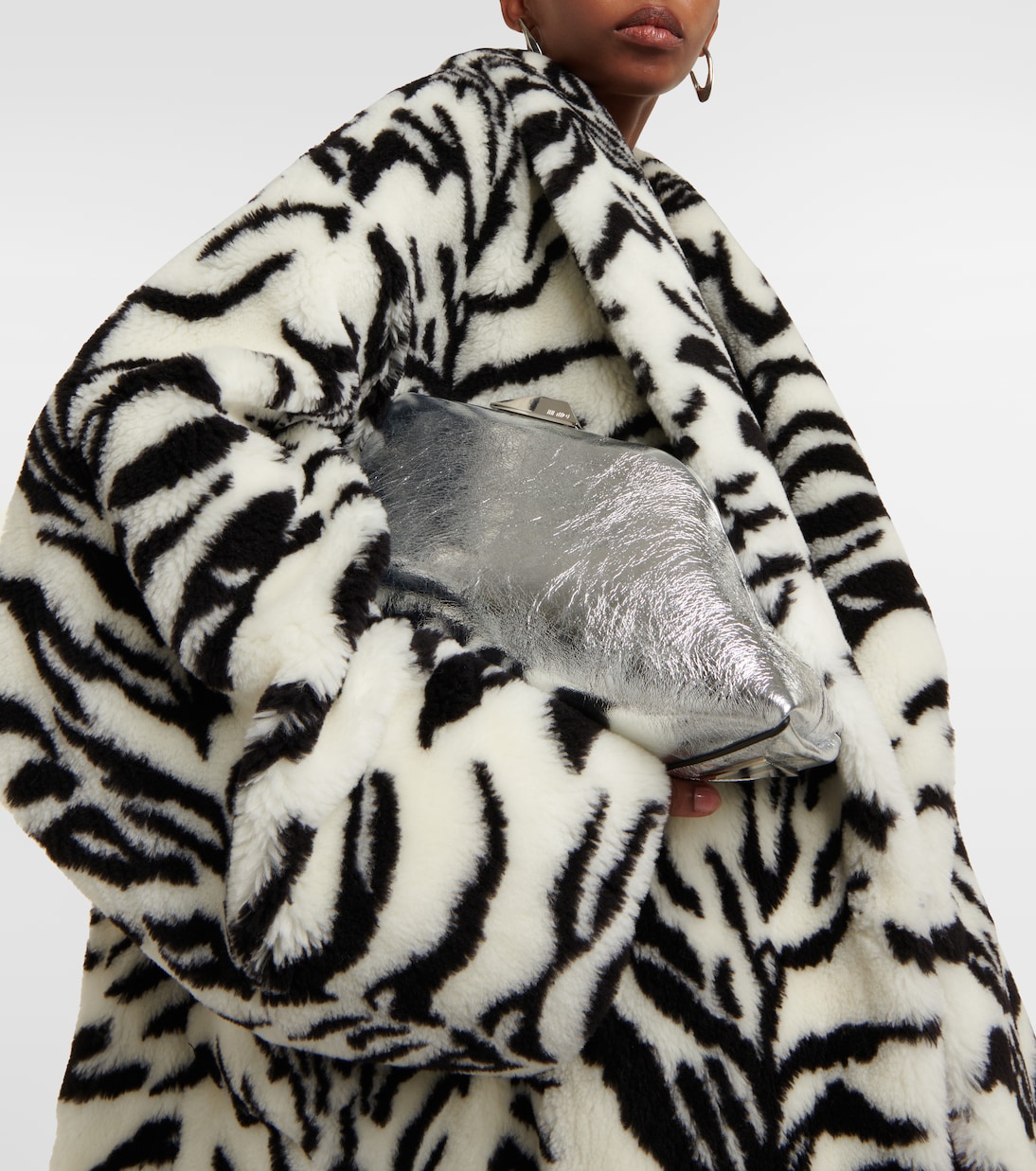 Mantel aus Faux Fur | The Attico