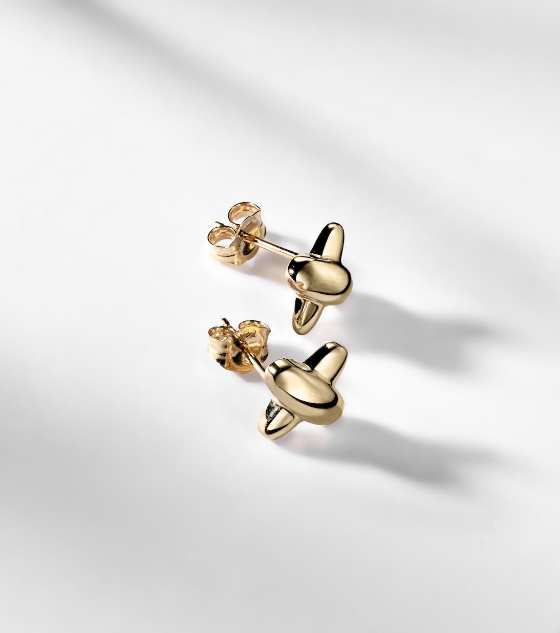 Golden Kisses 14kt gold earrings  | Stone and Strand