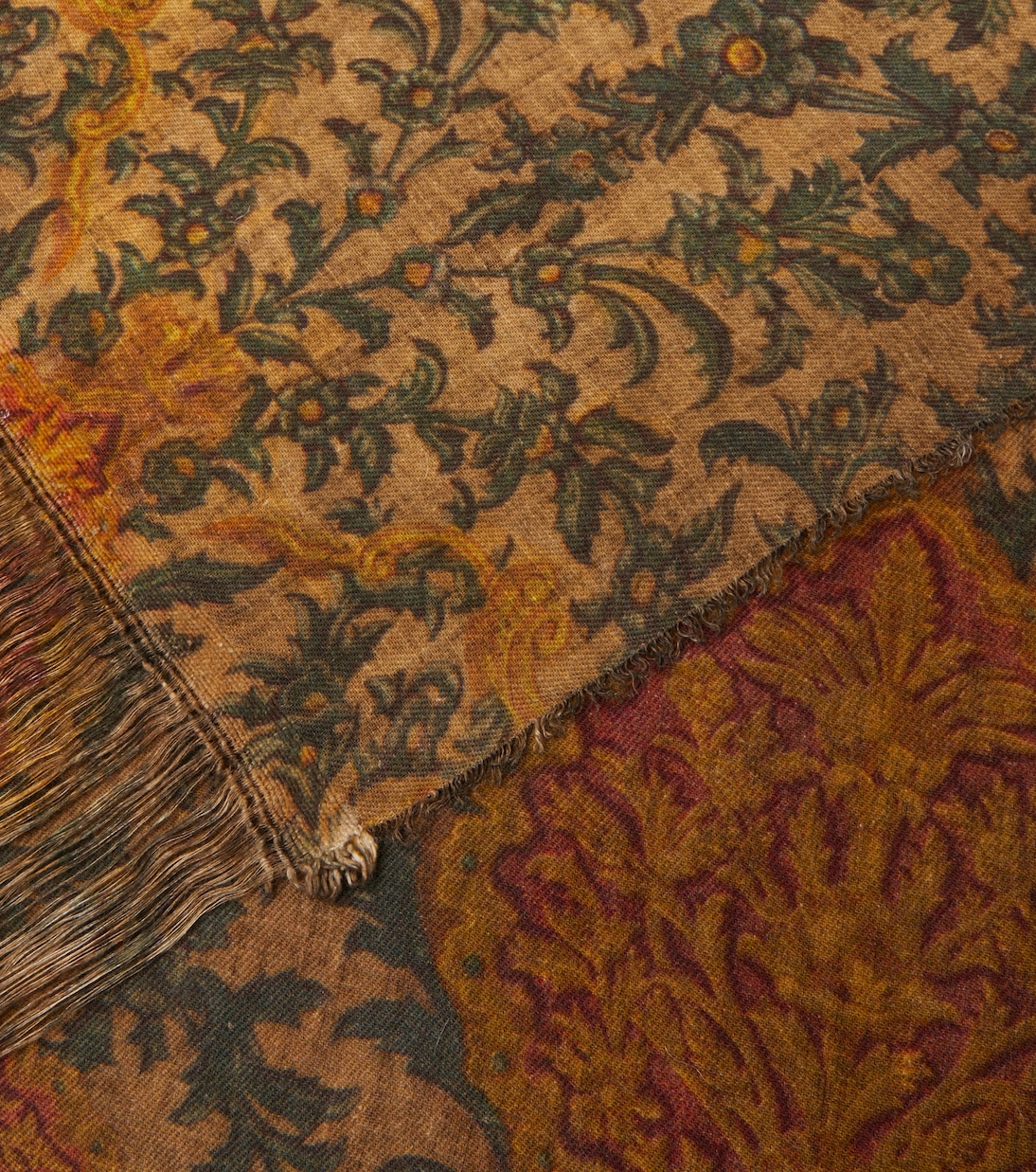 Segreto linen tablecloth | The House of Lyria