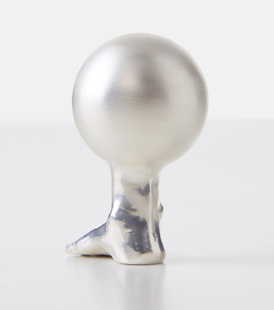 Pisapapeles de metal bañado en plata | Natalia Criado