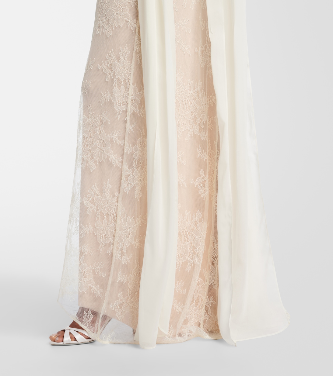 Bridal Amora lace tulle gown | De La Vali