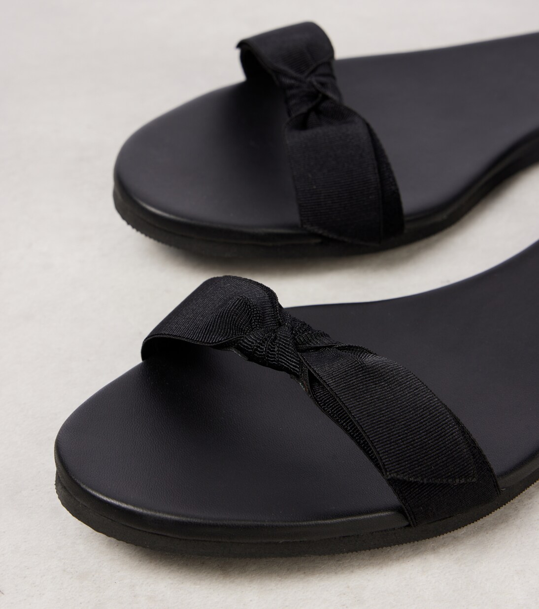 Slingback-Sandalen Bow mit Leder | The Row