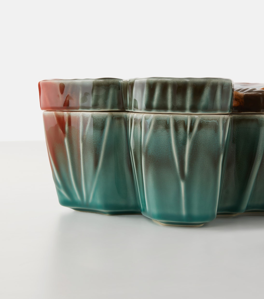 Cloudy Butterflies Large box by Claudia Schiffer | Bordallo Pinheiro