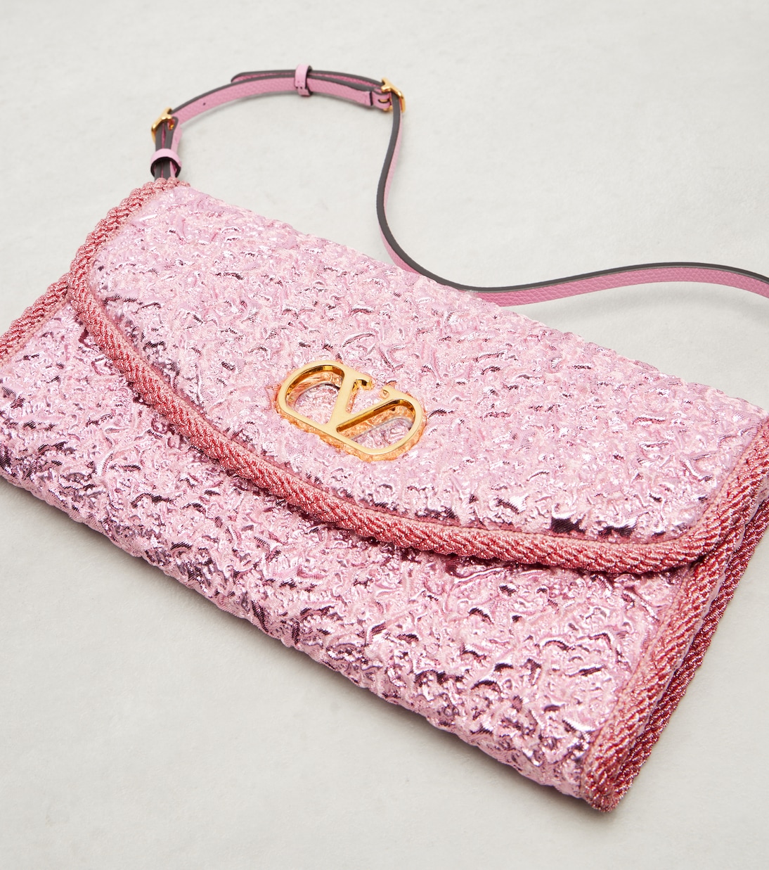 Schultertasche DeVain Small aus Cloqué | Valentino Garavani