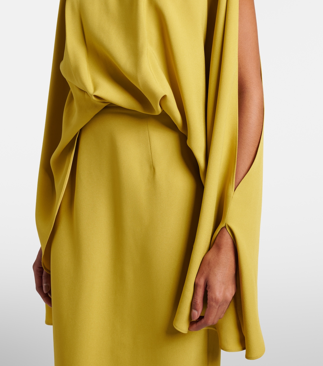 Robe Bacall aus Satin | Taller Marmo