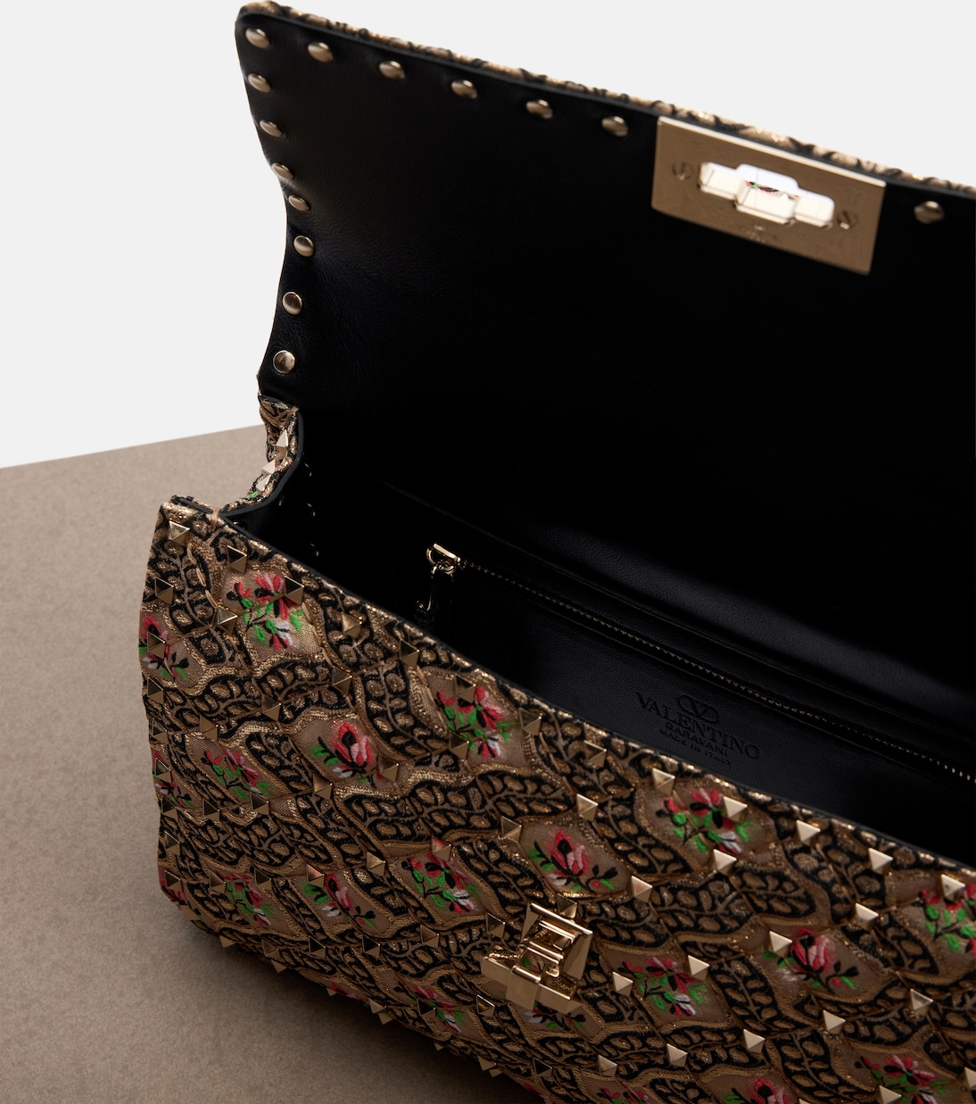 Rockstud Spike Medium shoulder bag | Valentino Garavani