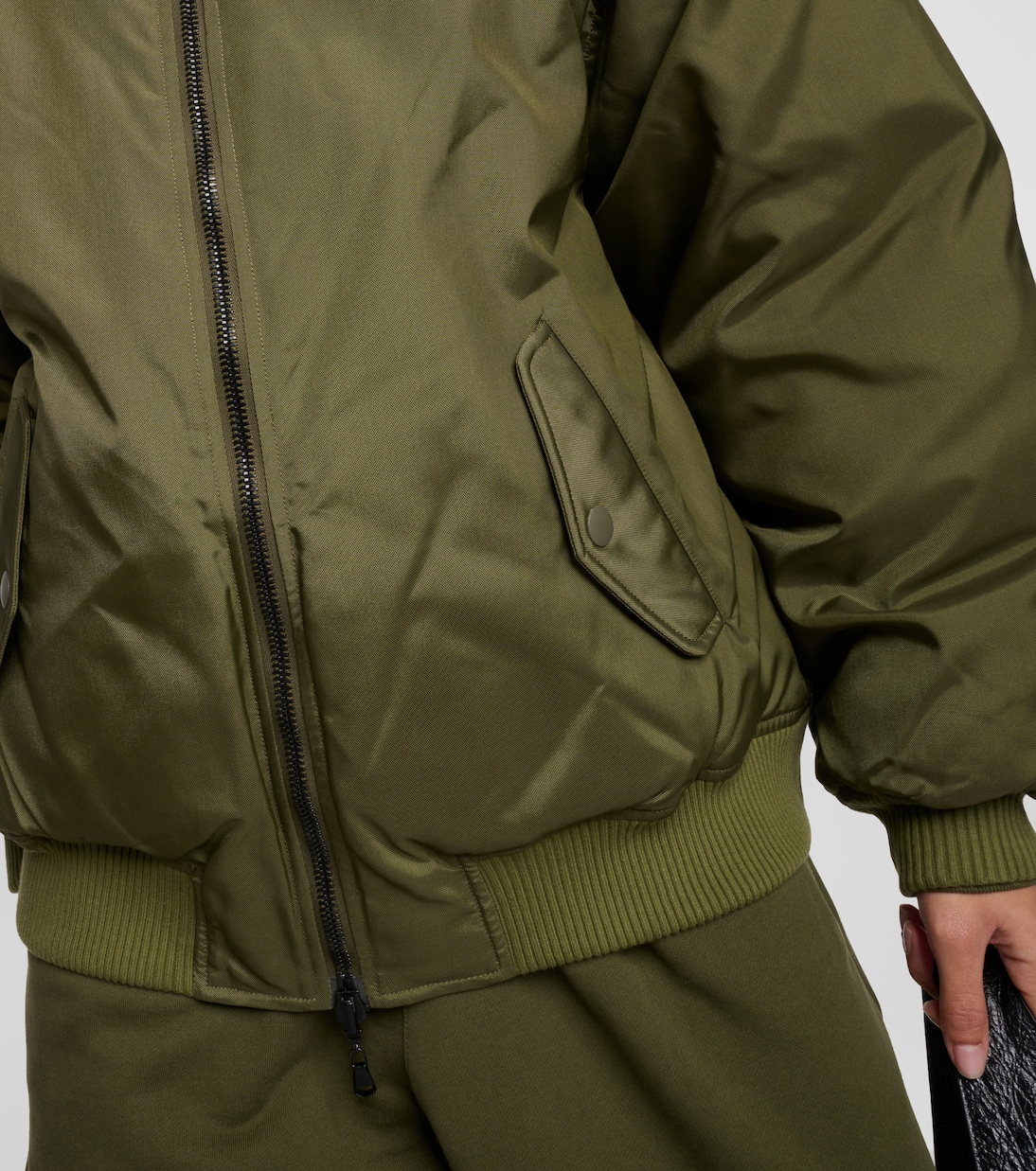 Wendbare Bomberjacke | Wardrobe.NYC