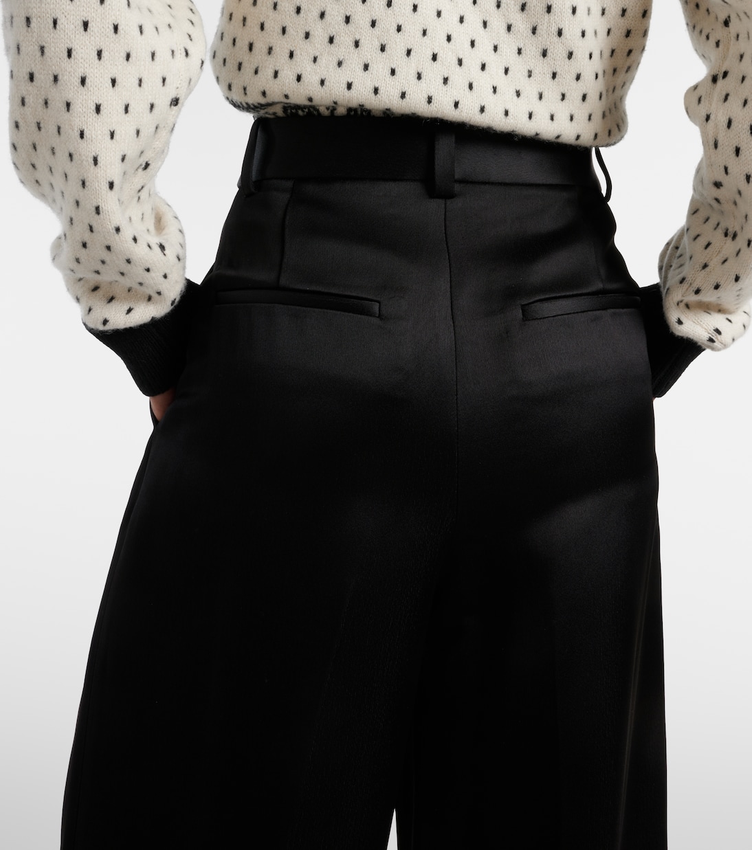 Weite High-Rise-Hose Marinta aus Satin | Khaite