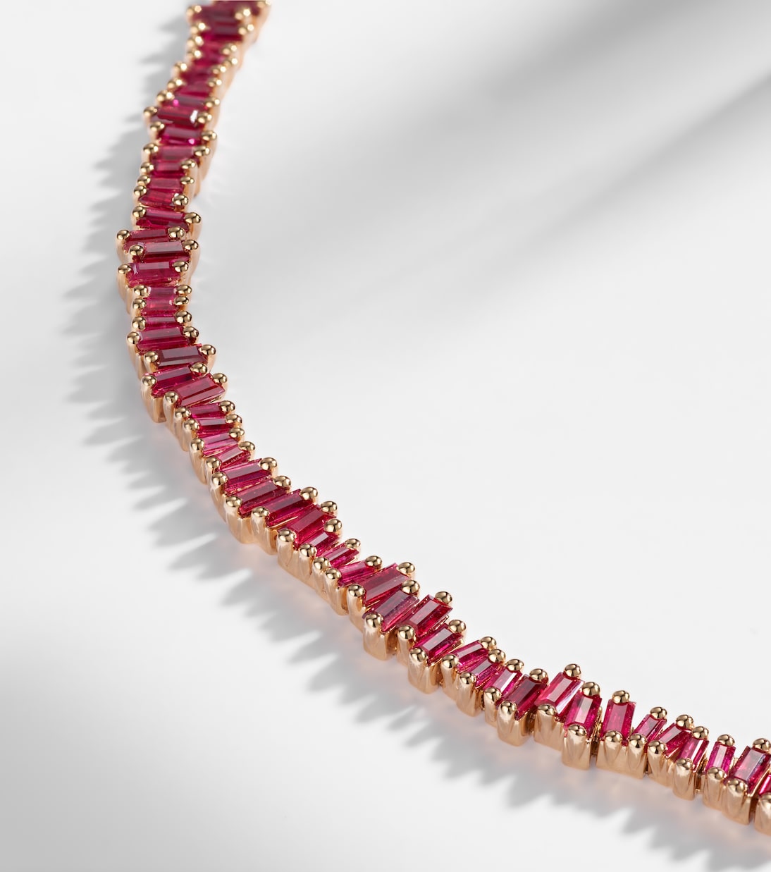 Pulsera Bold de oro rosa de 18 ct con rubíes | Suzanne Kalan