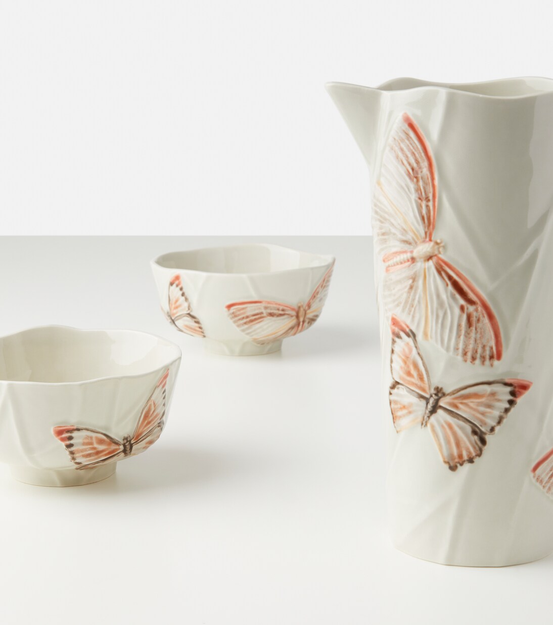 Cloudy Butterflies pitcher by Claudia Schiffer | Bordallo Pinheiro