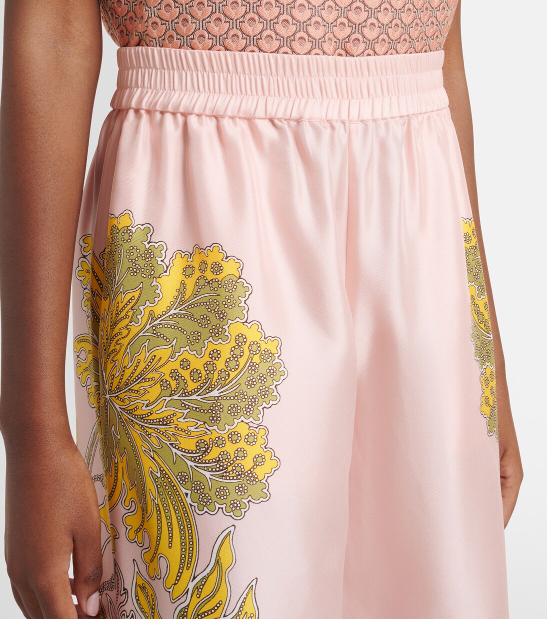Pantalones palazzo de sarga de seda florales | La DoubleJ