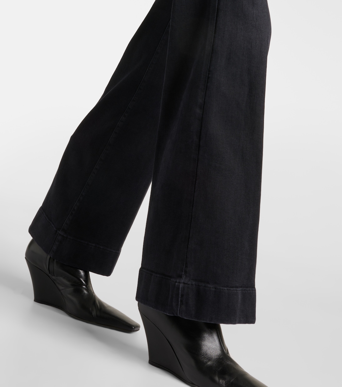 Modern Dojo bootcut jeans | 7 For All Mankind