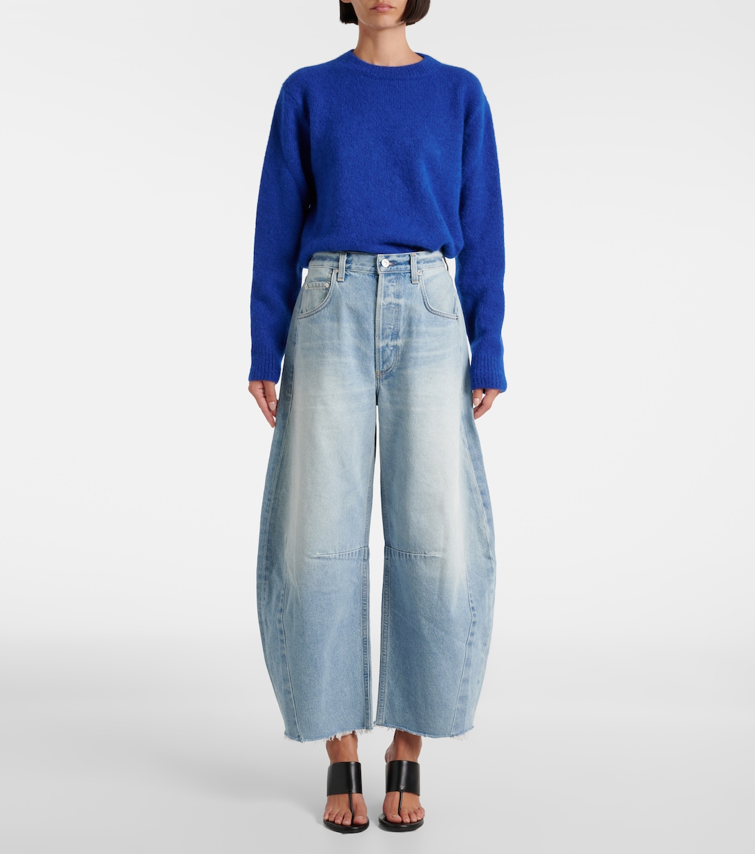 Low-Rise Barrel Jeans Horseshoe | Citizens of Humanity