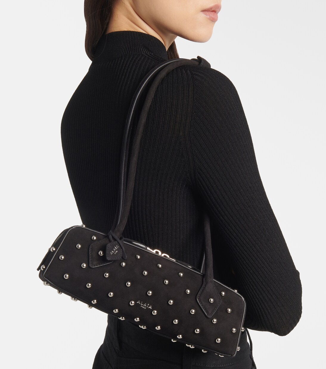 Le Teckel S号铆钉绒面革单肩包 | Alaïa