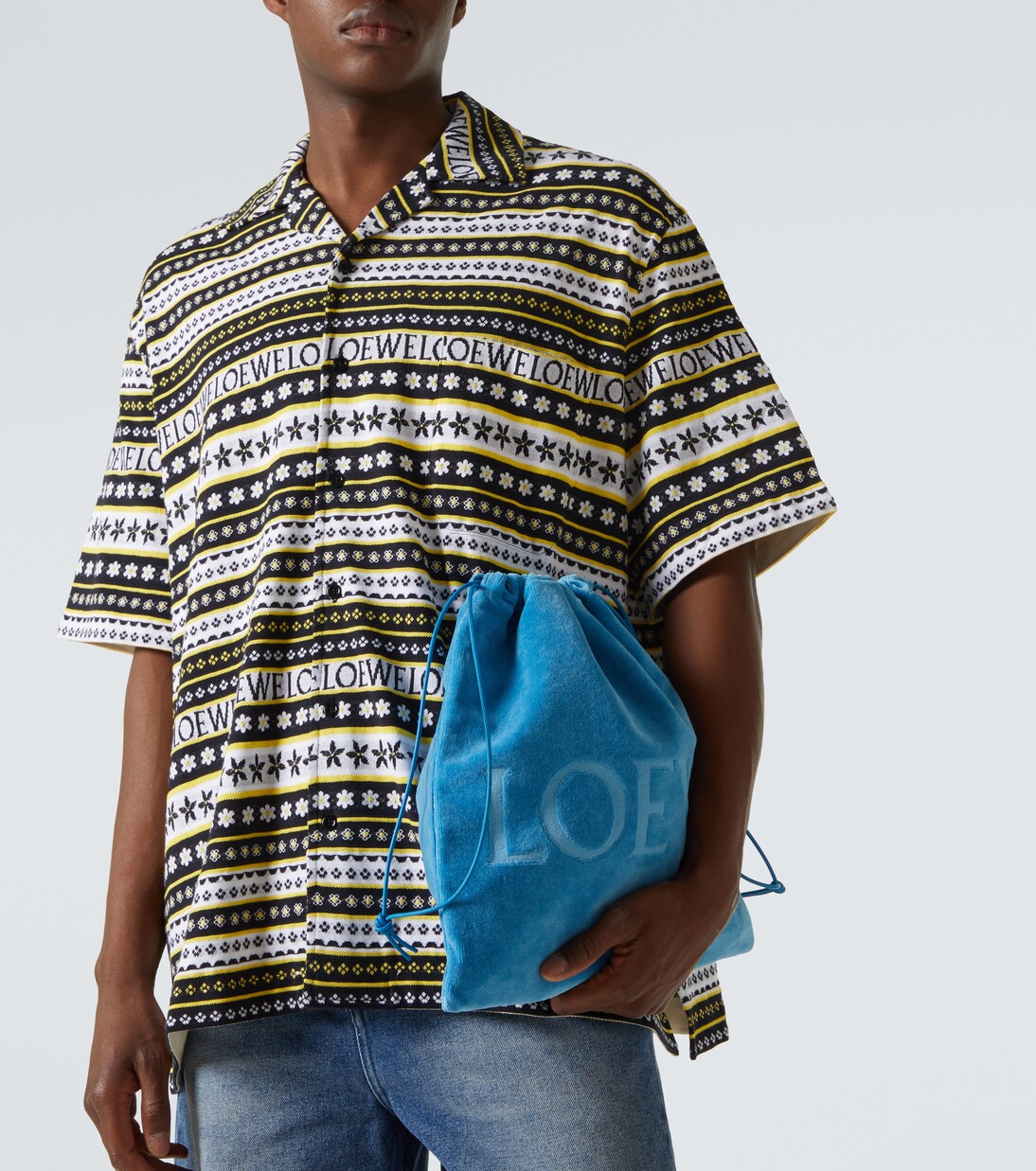 Pouch Paula's Ibiza Medium de rizo con logo | Loewe