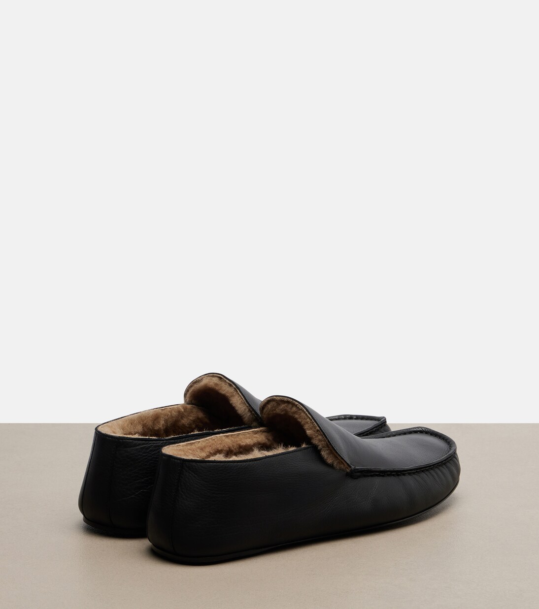 Mocasines Leo de piel con borrego | The Row