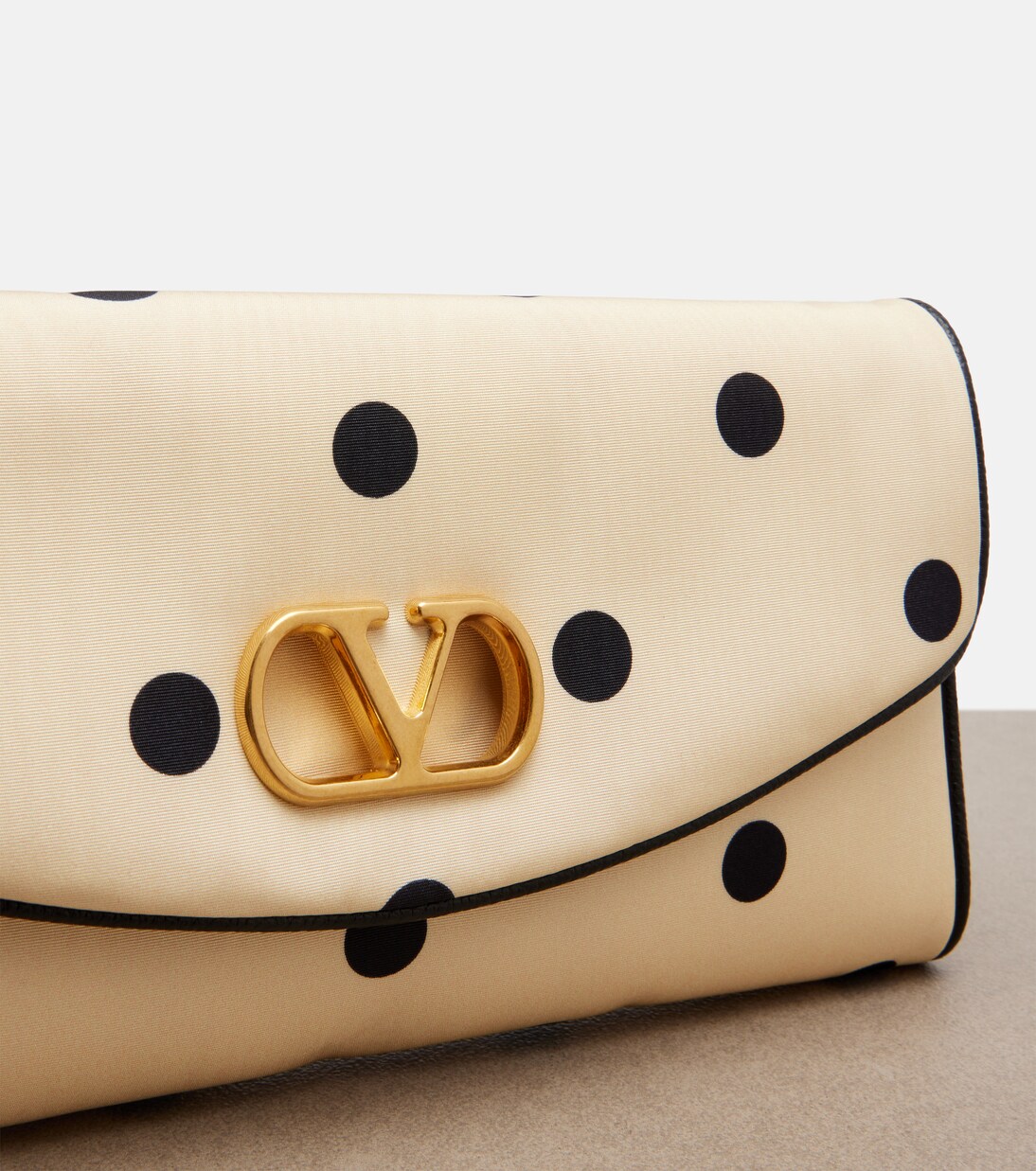 DeVain Small polka-dot satin shoulder bag | Valentino Garavani