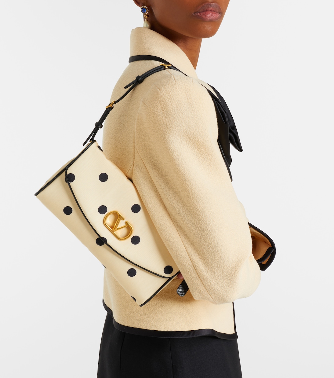 DeVain Small polka-dot satin shoulder bag | Valentino Garavani
