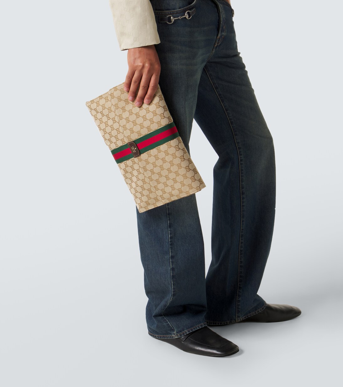 Pouch Medium de lona GG con Web | Gucci