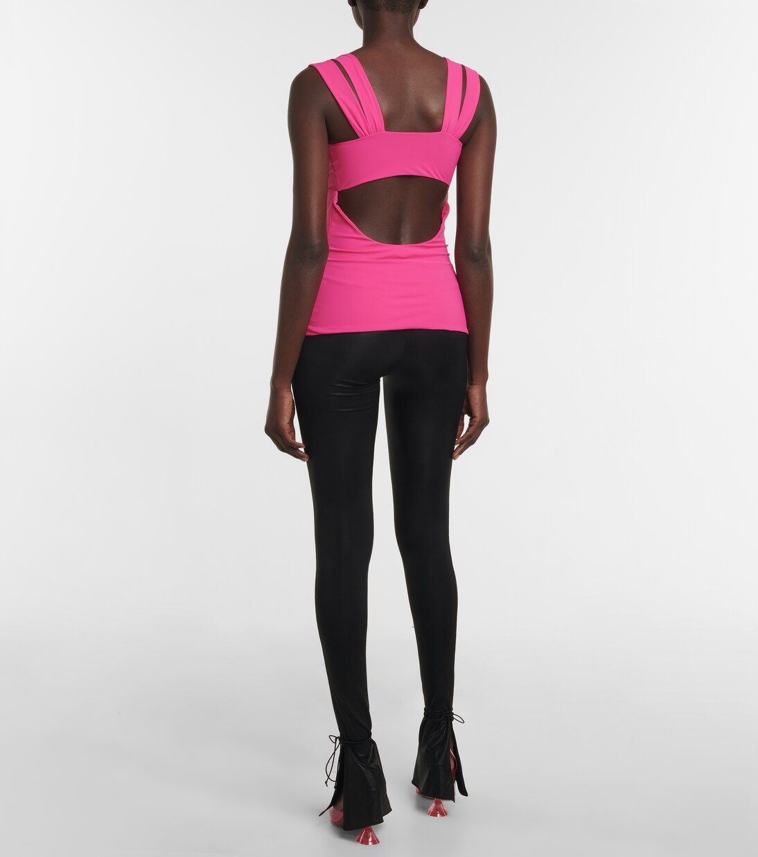 Top mit Cut-outs | Nensi Dojaka