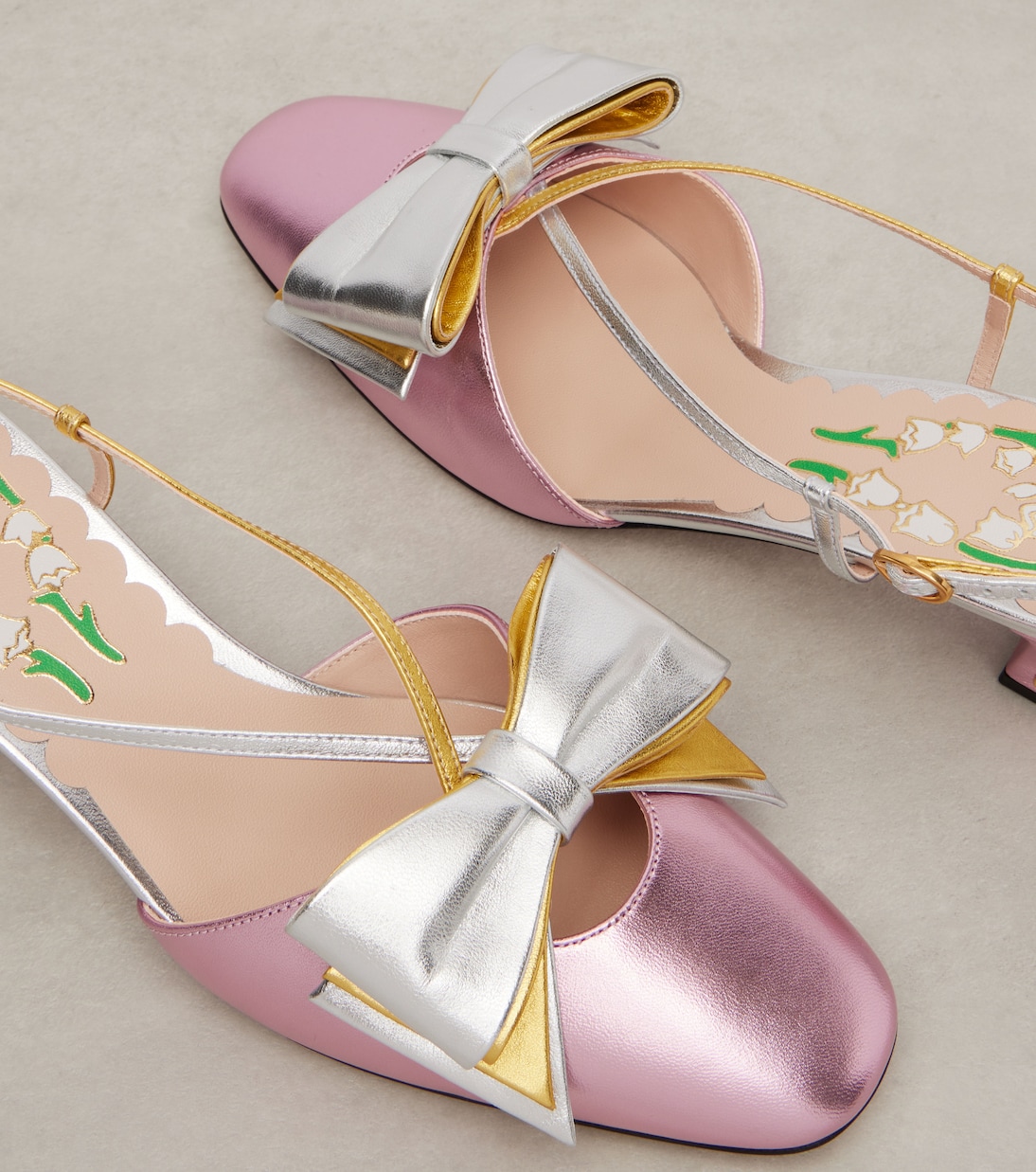 Pumps Bowow 45 aus Metallic-Leder | Valentino Garavani