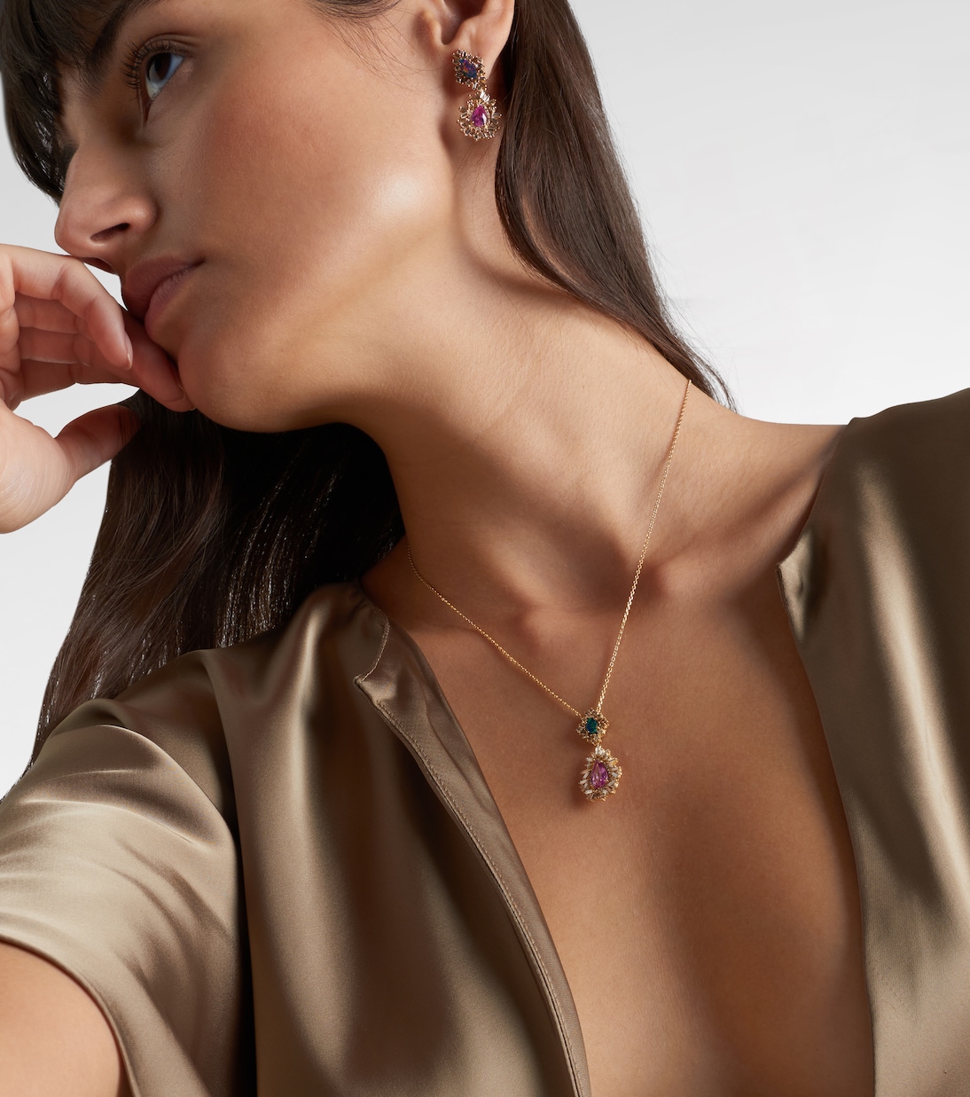Collier One Of A Kind en or 18 ct, saphirs, diamants et opale | Suzanne Kalan