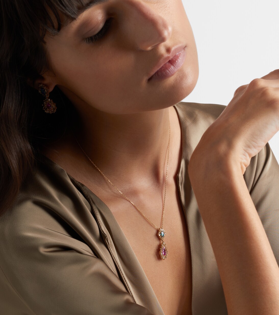 Collier One Of A Kind en or 18 ct, saphirs, diamants et opale | Suzanne Kalan