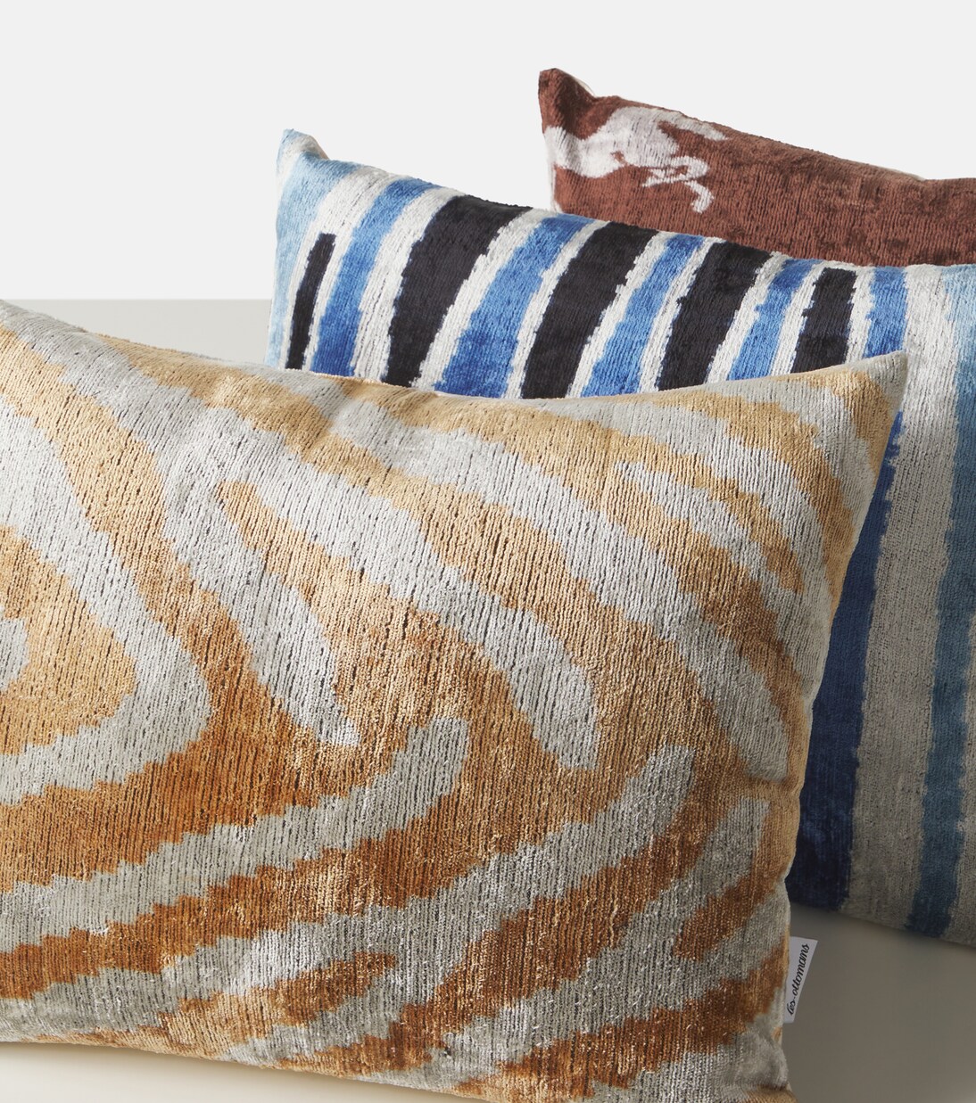 Striped silk and cotton velvet cushion | Les-Ottomans