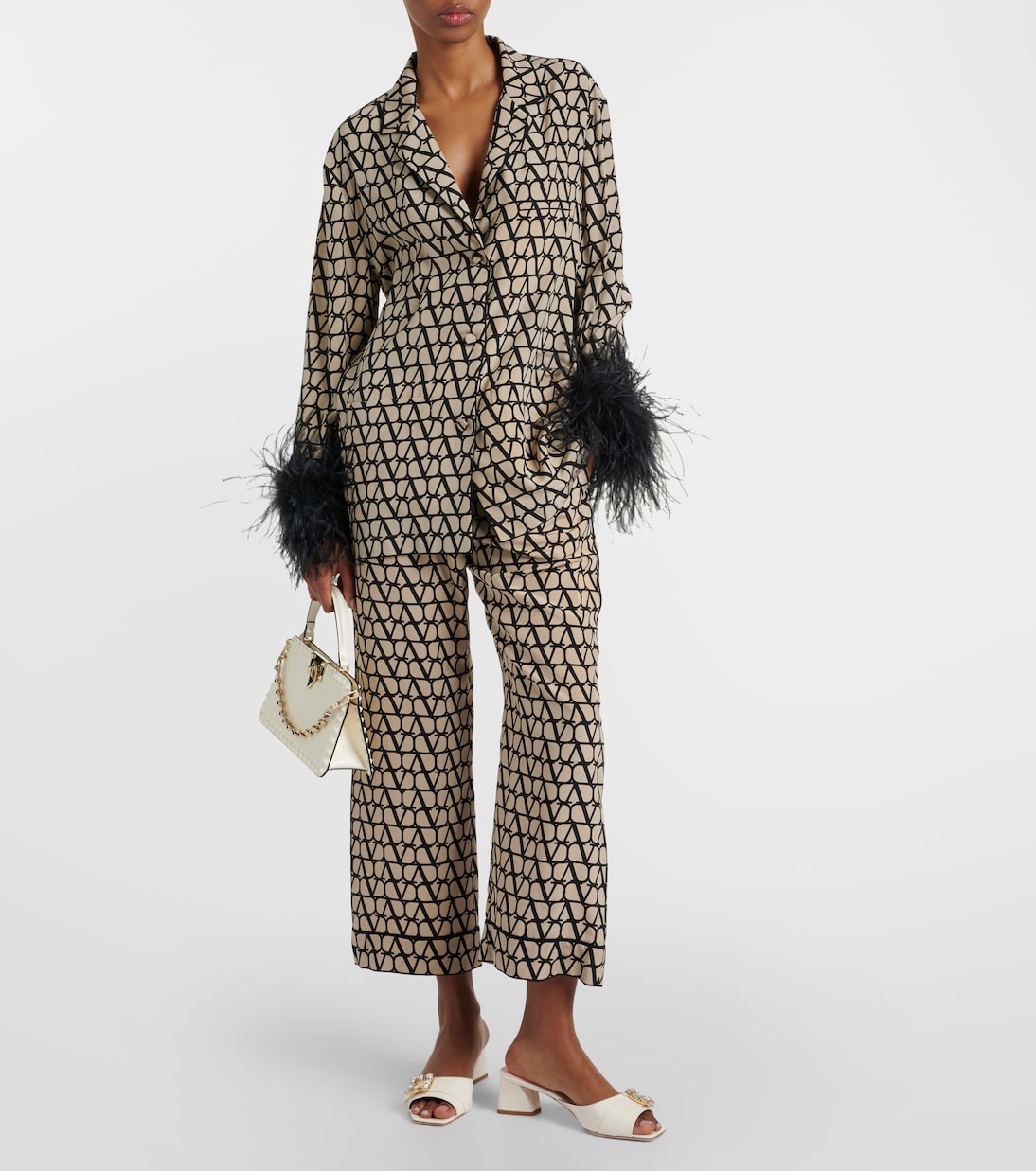 Verzierte Pantoletten BikiViv aus Lackleder | Roger Vivier