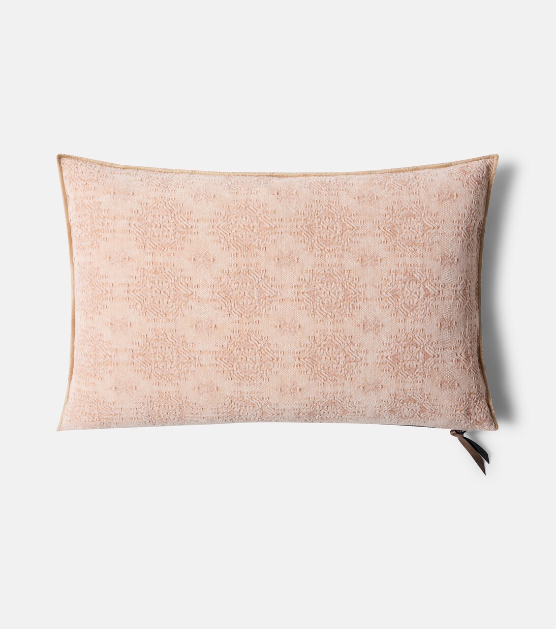 Cotton-blend jacquard cushion | Maison de Vacances