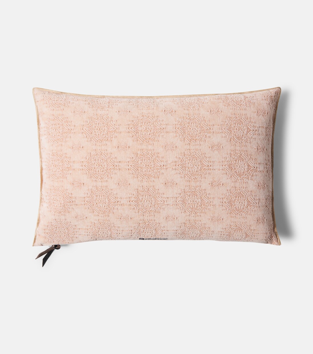 Cotton-blend jacquard cushion | Maison de Vacances