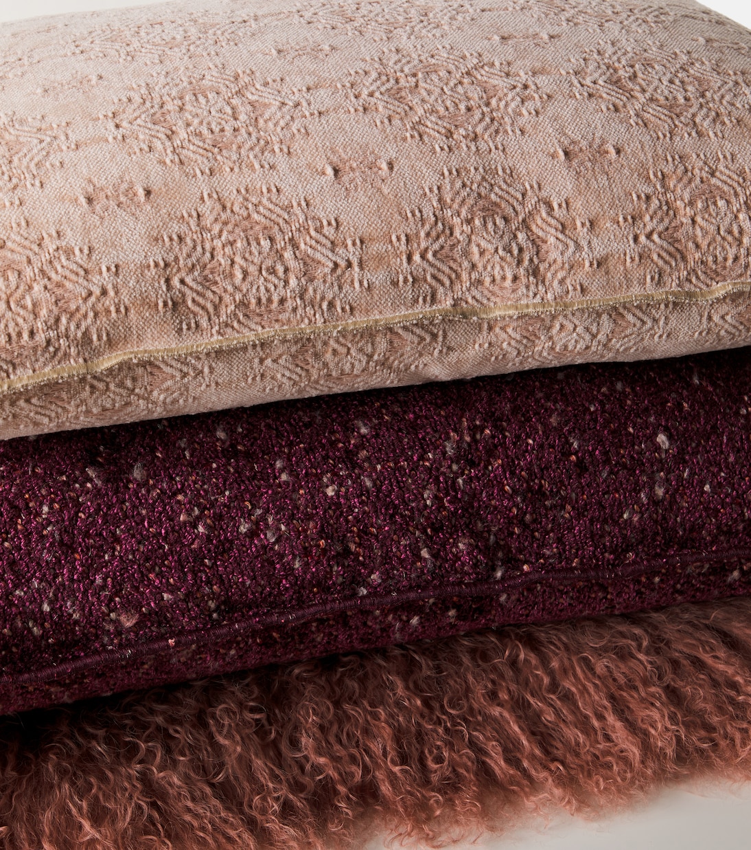 Cotton-blend jacquard cushion | Maison de Vacances