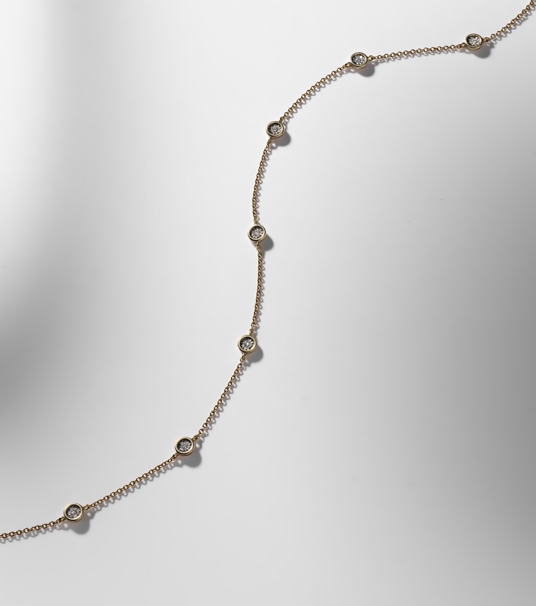 Fußkettchen Diamonds By The Dozen aus 10kt Gelbgold mit Diamanten | Stone and Strand