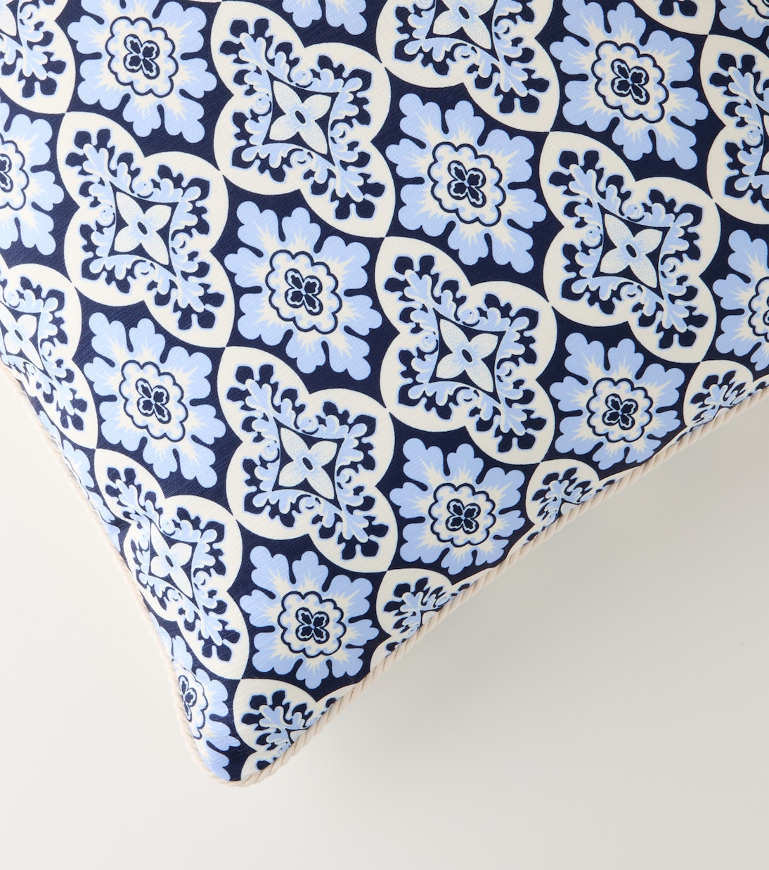 Palazzo Blue cotton cushion | La DoubleJ