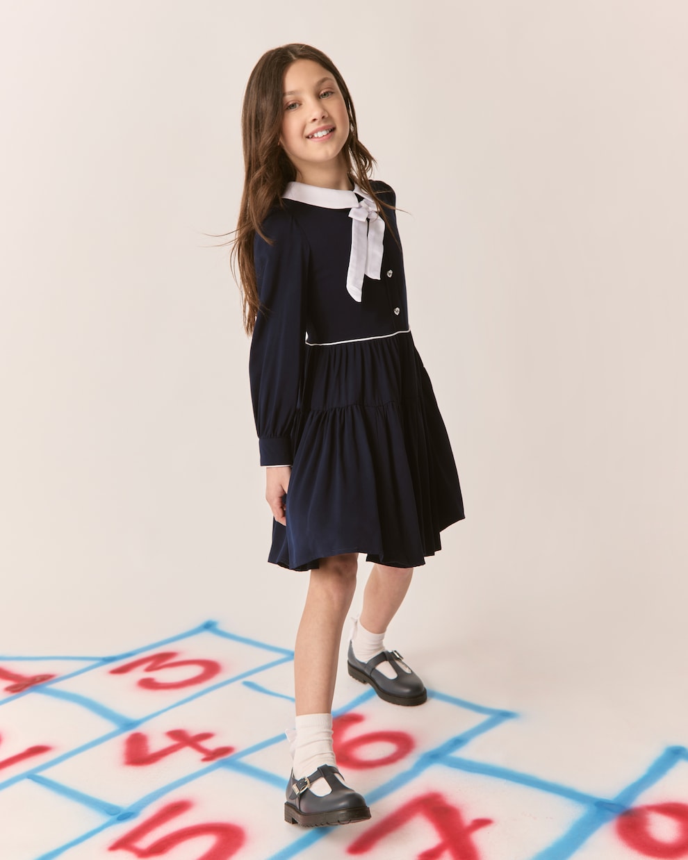 Kleid mit Kristallen | Monnalisa