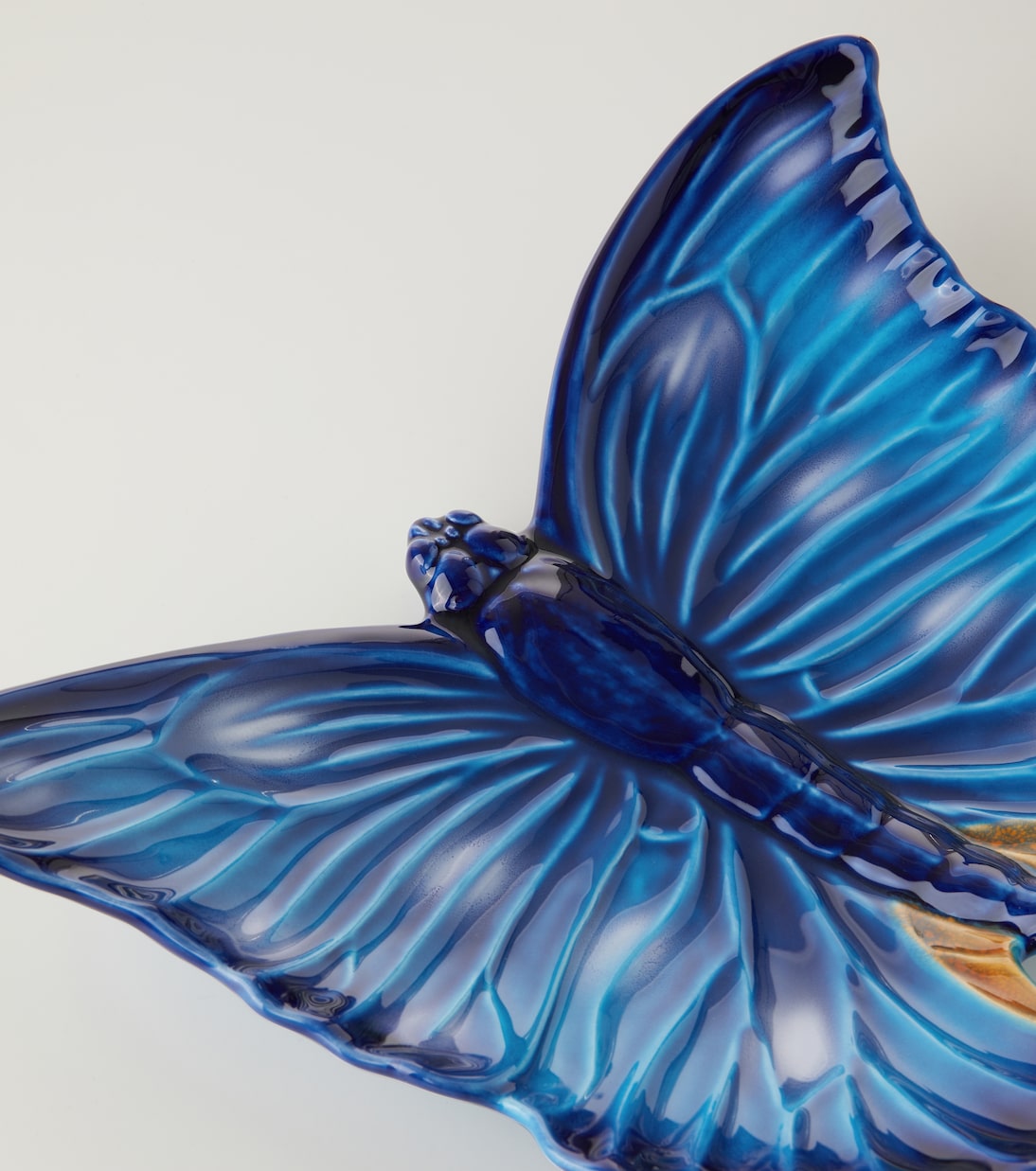 Cloudy Butterflies tray by Claudia Schiffer | Bordallo Pinheiro