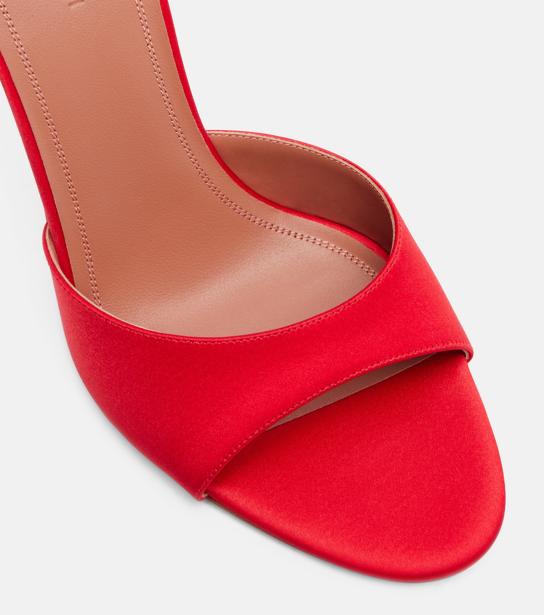 Pantoletten Elodie 90 aus Satin | Amina Muaddi