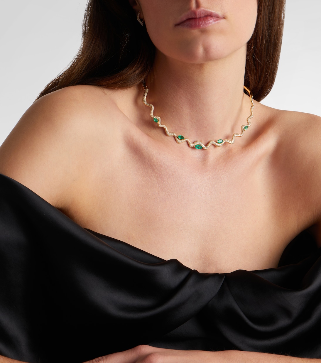Collier Wave en or 18 ct (750/1000), émeraudes et diamants | Shay Jewelry