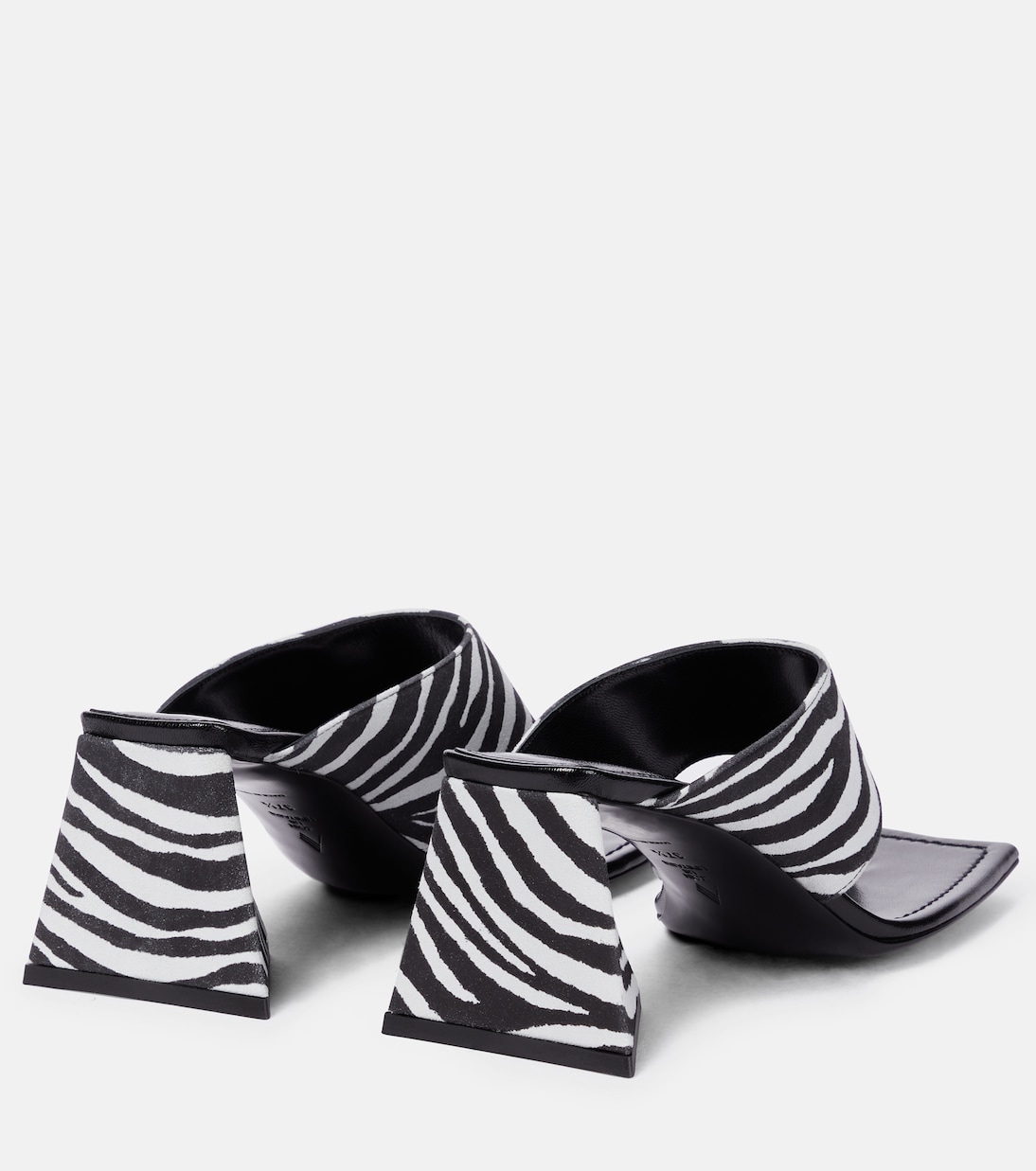 Sandalen Devon aus Veloursleder | The Attico