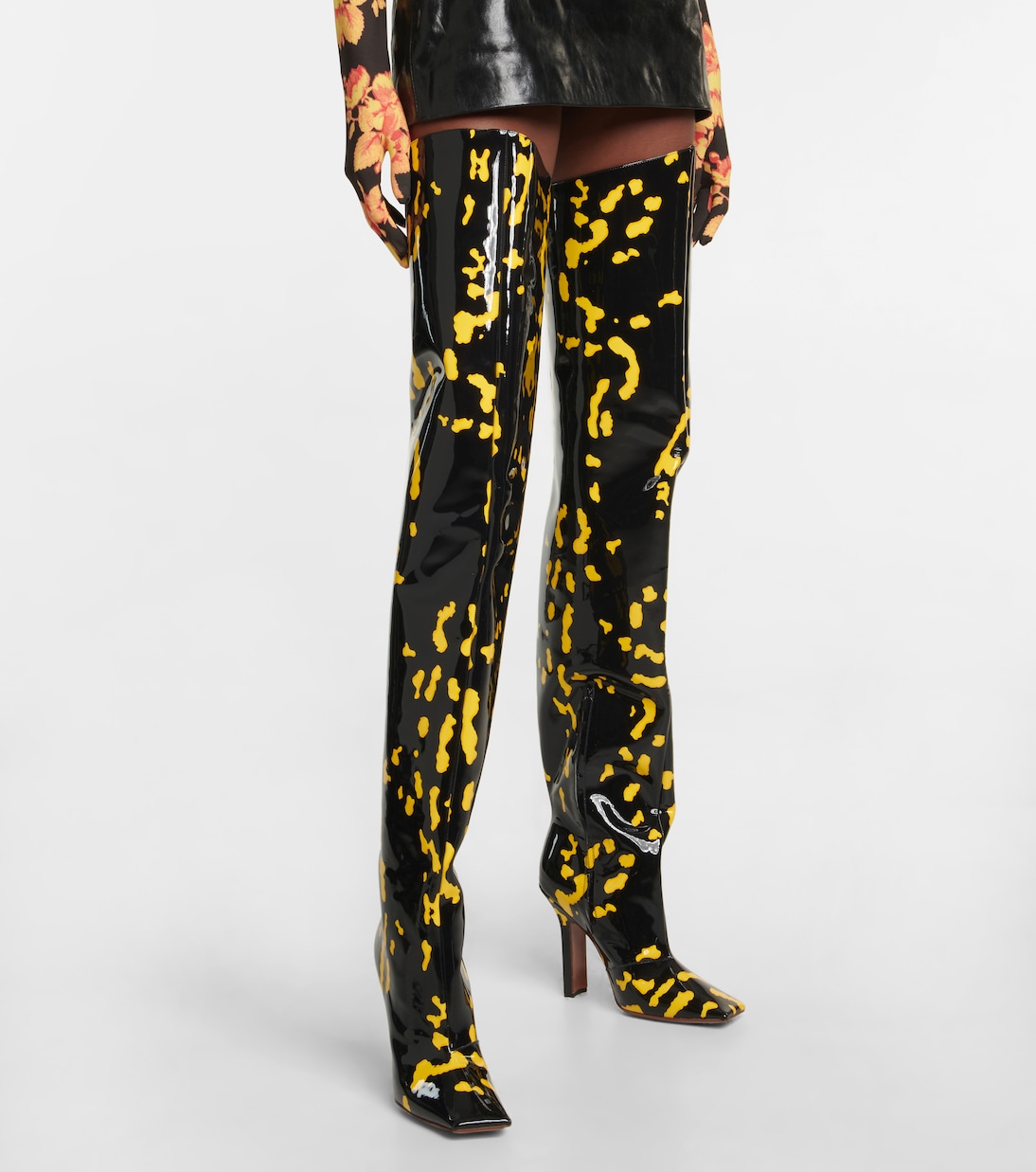 Bedruckte Overknee-Stiefel aus Lackleder | Vetements