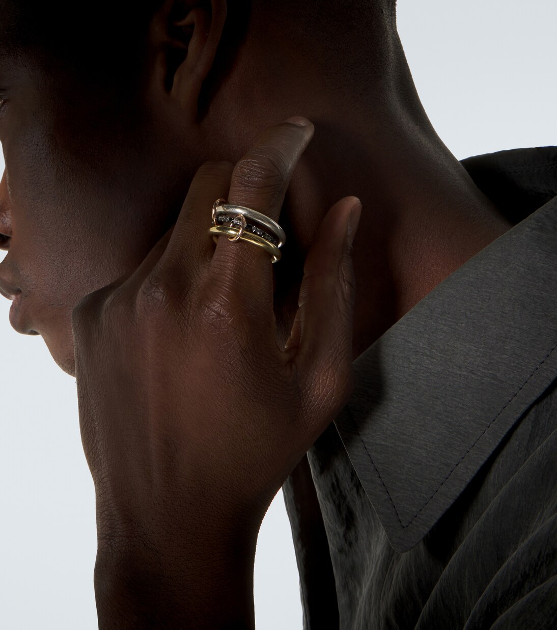 Anello Libra in oro 18kt e argento sterling con diamanti | Spinelli Kilcollin