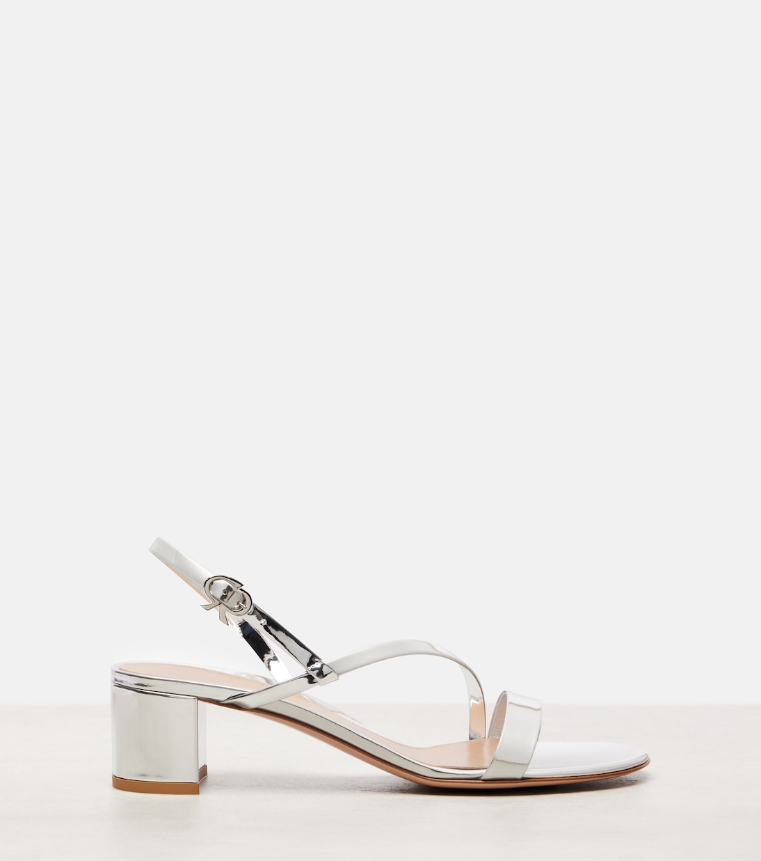 45 메탈릭 레더 샌들 | Gianvito Rossi